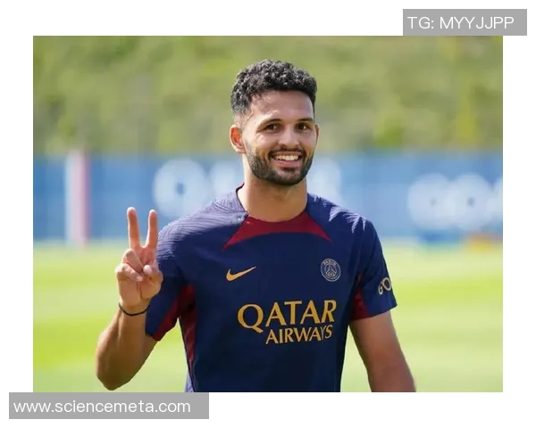 巴黎圣日耳曼：从豪门梦到全球足坛新传奇的崛起之路