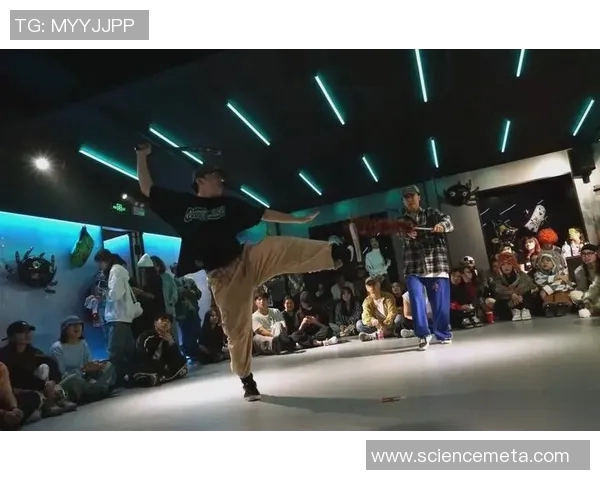 街舞盛宴：深入解析深圳街舞队的独特战术与风格